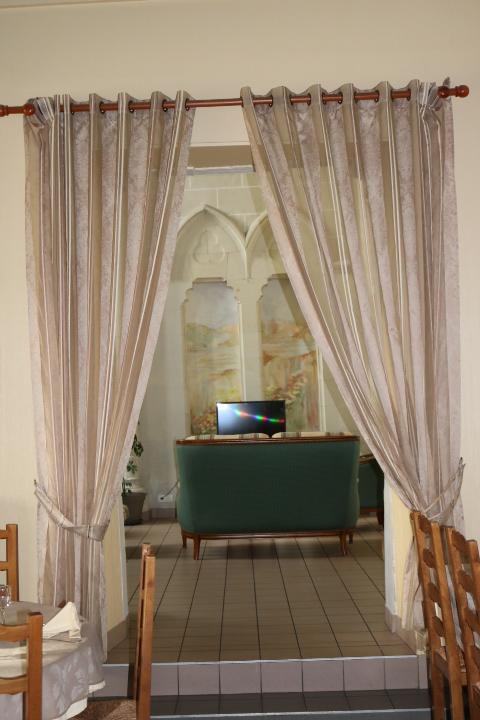 Logis Le Port Saint Aubin Hotel Morannes sur Sarthe-Daumeray Buitenkant foto
